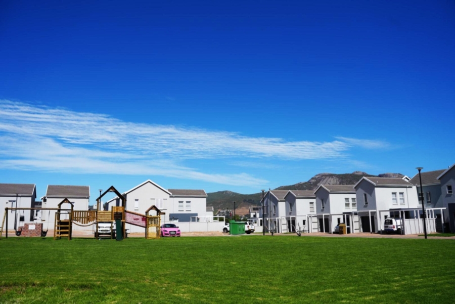 4 Bedroom Property for Sale in Klein Parys Western Cape